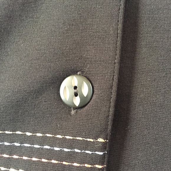 Allison Daley Button Shirt Embroidered Animals - Picture 7 of 8